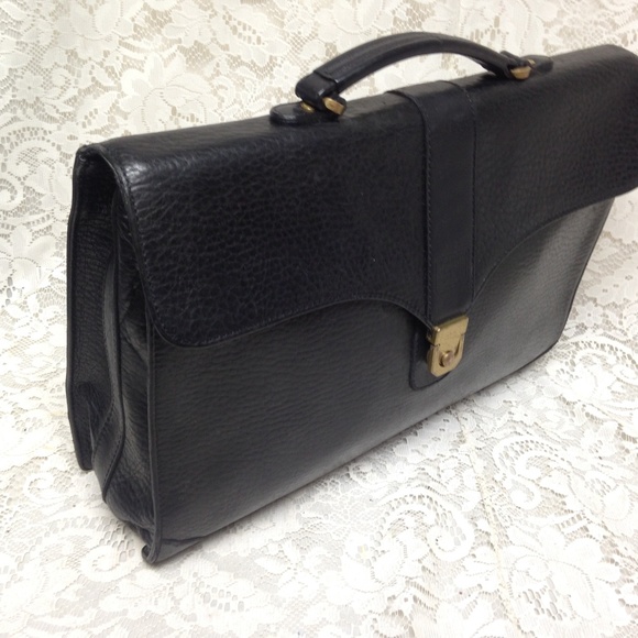 Authentic Burberrry Uni-sexBlack Leather Briefcase - Picture 2 of 8